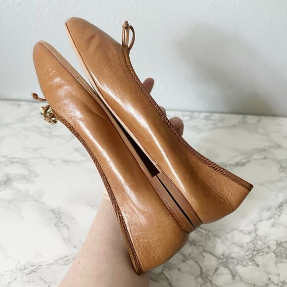 Tory Burch Tan Leather Goldtone Charm Ballet Flats women’s size 8.5 - Picture 7 of 12